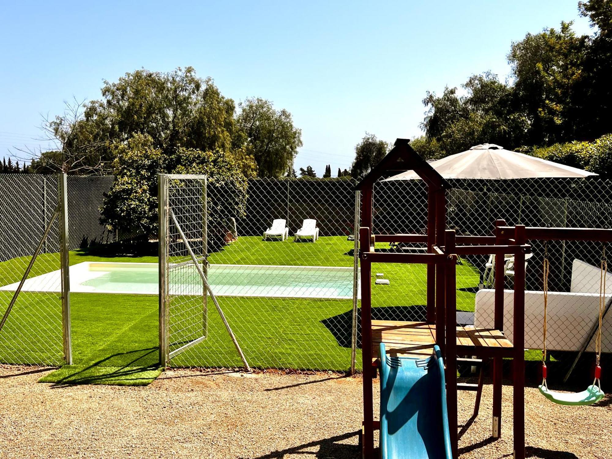 Mas De La Maria Holiday home *